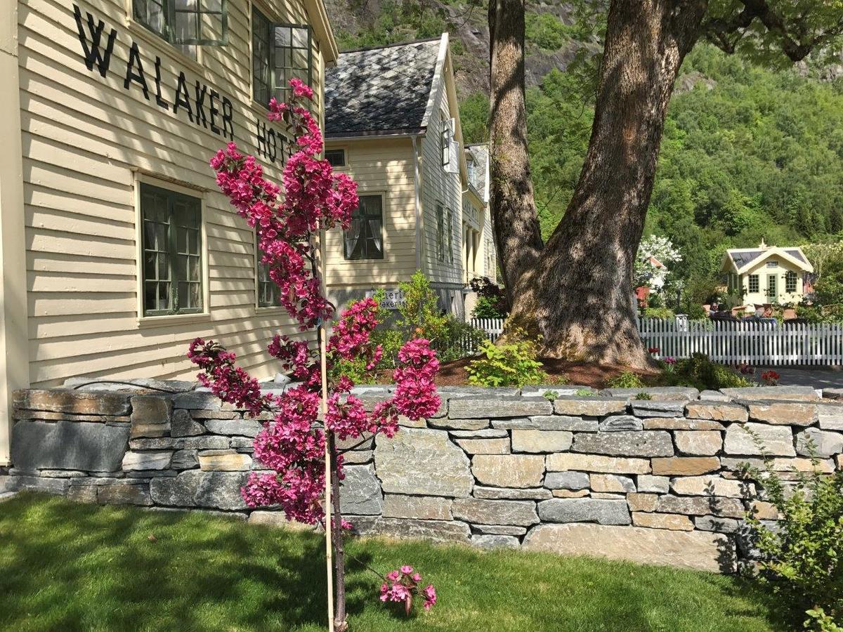 Walaker Hotel Solvorn Kültér fotó