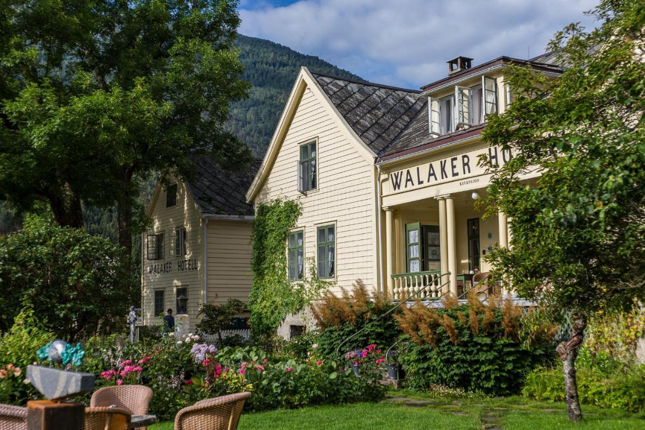 Walaker Hotel Solvorn Kültér fotó